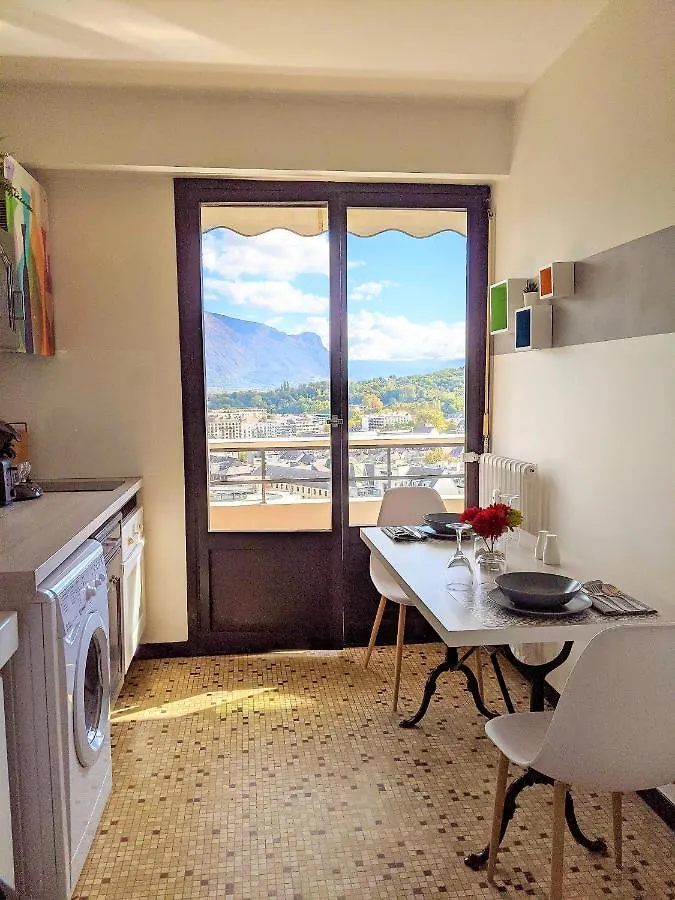 Apartment Appartement Secteur Gare Avec Balcon Et Vue Panoramique Chambery